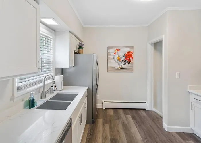 Apartment Dt With Arcade Pacman By Navy Base Libertyville