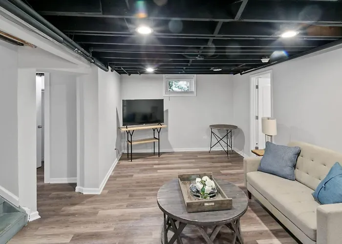 Apartment Dt With Arcade Pacman By Navy Base
